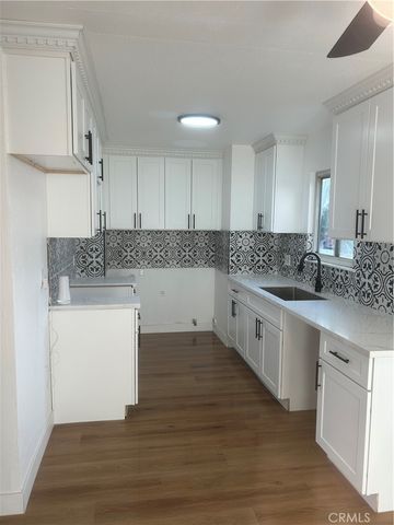 9678 5th, Hesperia, CA 92345