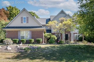 785 Akehurst Lane, White Lake Charter Township, MI 48386