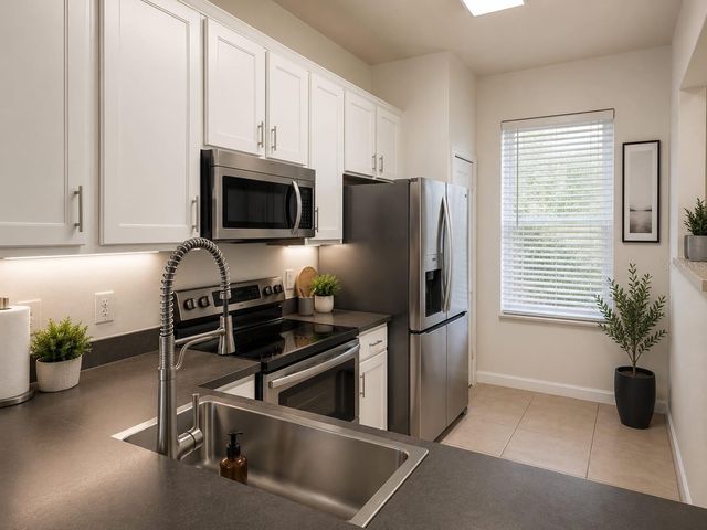 2761 RETREAT VIEW CIRCLE, Sanford, FL 32771