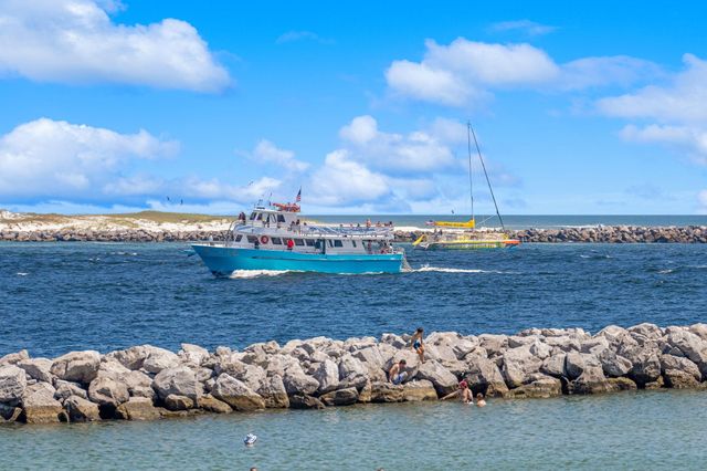 9902 S Thomas Drive 1430, Panama City Beach, FL 32408