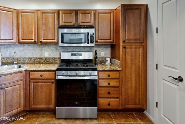 104 Post Way, Tubac, AZ 85646