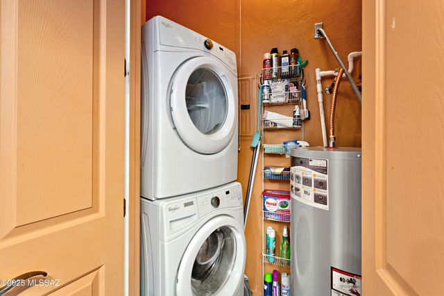 104 Post Way, Tubac, AZ 85646