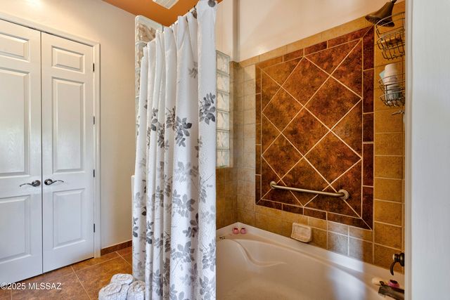 104 Post Way, Tubac, AZ 85646