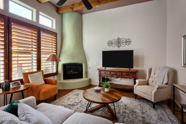 104 Post Way, Tubac, AZ 85646