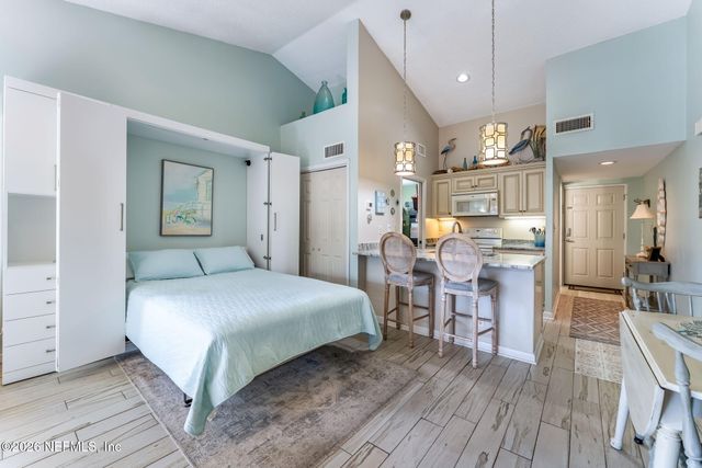 673 SUMMER Place, Ponte Vedra Beach, FL 32082