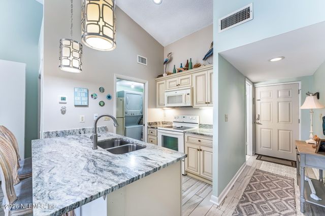 673 SUMMER Place, Ponte Vedra Beach, FL 32082