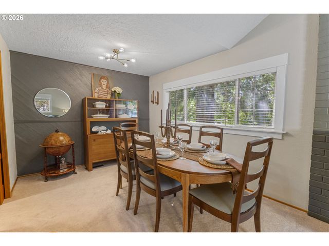 3540 16TH Ct, Salem, OR 97302