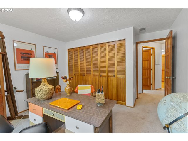 3540 16TH Ct, Salem, OR 97302