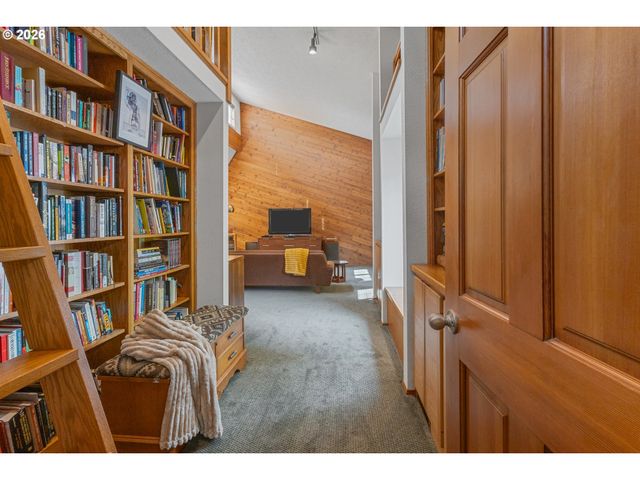3540 16TH Ct, Salem, OR 97302