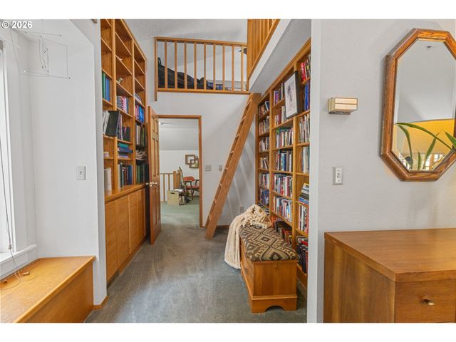 3540 16TH Ct, Salem, OR 97302