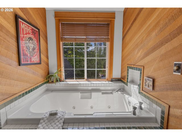 3540 16TH Ct, Salem, OR 97302