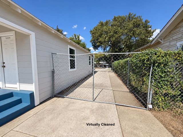 3826 Wilder Street, Dallas, TX 75215