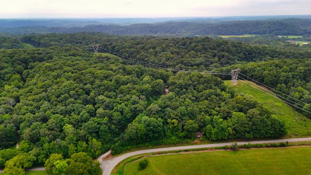 4 Cedar Hill Rd, White Bluff, TN 37187