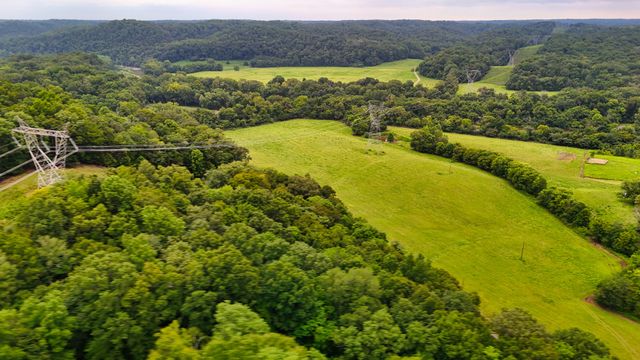 4 Cedar Hill Rd, White Bluff, TN 37187