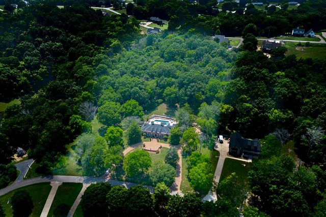 750 Lakehill Cir, Lewisburg, TN 37091