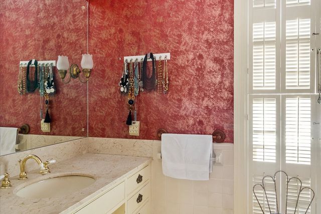 750 Lakehill Cir, Lewisburg, TN 37091