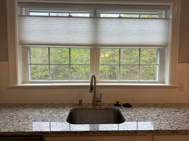 165 Cambridge Rd 17, Woburn, MA 01801