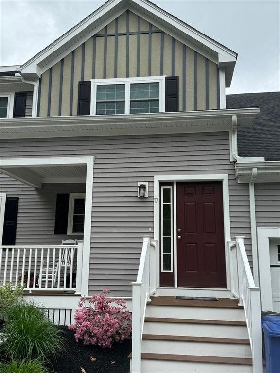 165 Cambridge Rd 17, Woburn, MA 01801