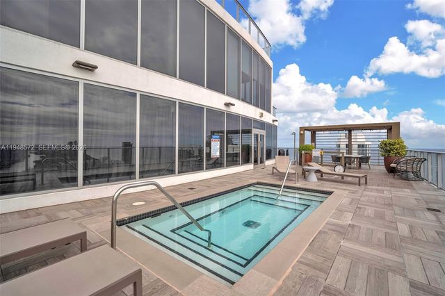 4010 S Ocean Drive R701, Hollywood, FL 33019