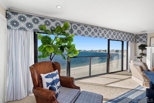 3828 Riviera Dr 2B, San Diego, CA 92109