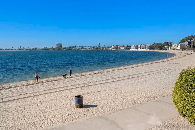 3828 Riviera Dr 2B, San Diego, CA 92109