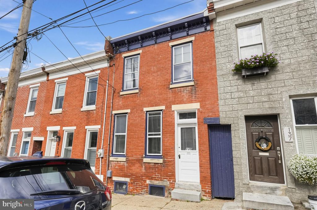 135 DAWSON ST, PHILADELPHIA, PA 19127 — photo 2