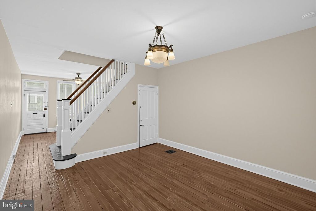 135 DAWSON ST, PHILADELPHIA, PA 19127 — photo 3