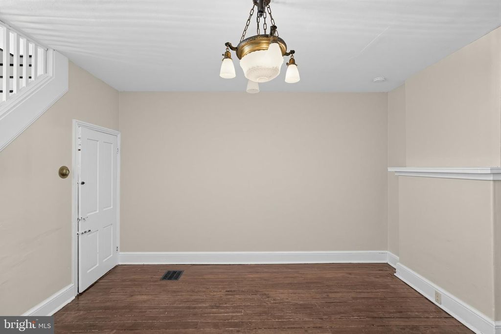 135 DAWSON ST, PHILADELPHIA, PA 19127 — photo 5