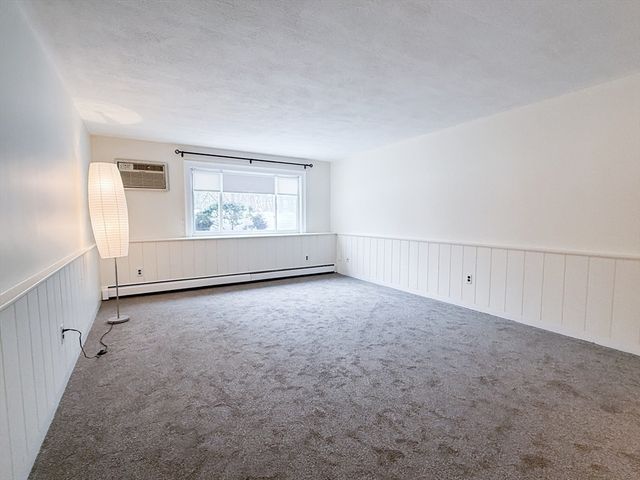 80 Walnut St 402, Canton, MA 02021