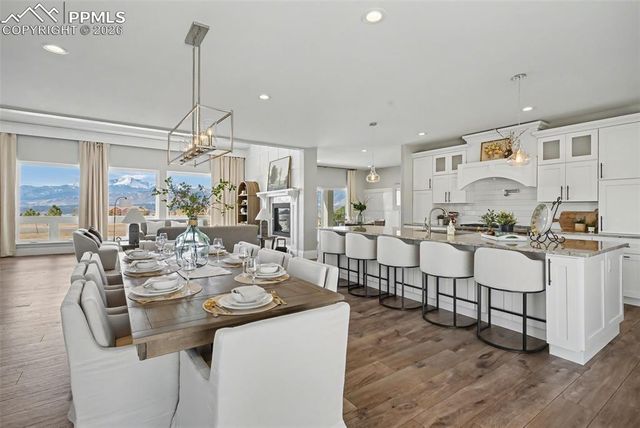 1730 Alamosa Drive, Colorado Springs, CO 80920