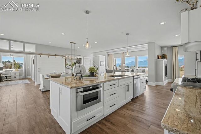 1730 Alamosa Drive, Colorado Springs, CO 80920