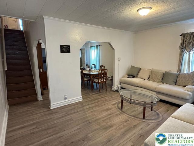 234 North Poplar Street, Allentown City, PA 18102