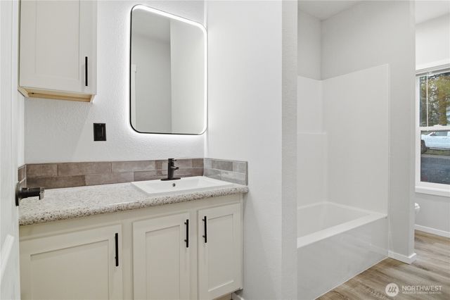 281 E McLane Drive, Shelton, WA 98584