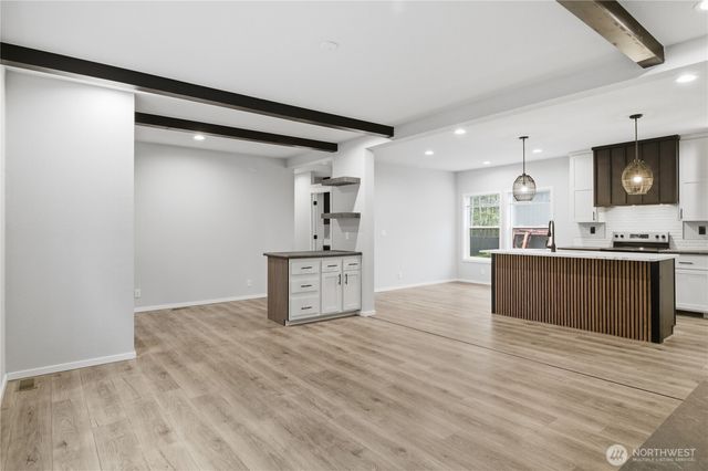 281 E McLane Drive, Shelton, WA 98584