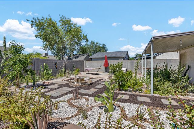 1101 W MONONA Drive, Phoenix, AZ 85027