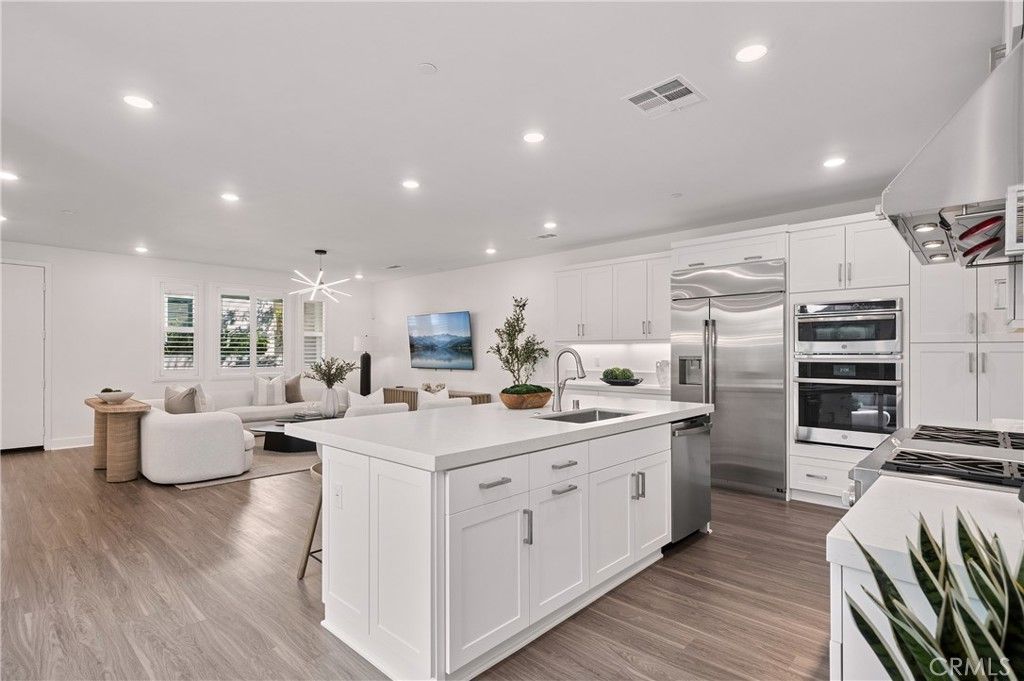 379 Sawbuck, Irvine, CA 92618 — photo 4