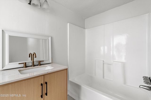 123 MCCALLMAN Road, Jacksonville, FL 32218