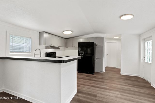 123 MCCALLMAN Road, Jacksonville, FL 32218