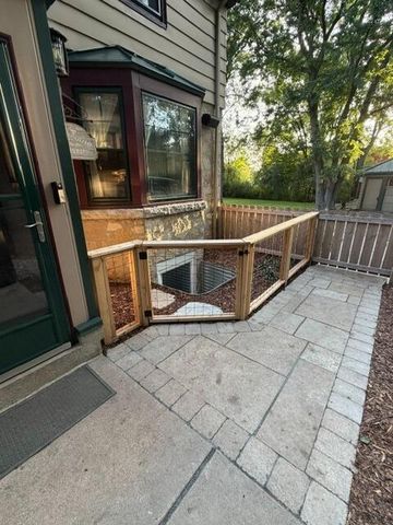 1177 Lakefield ROAD, Grafton, WI 53024