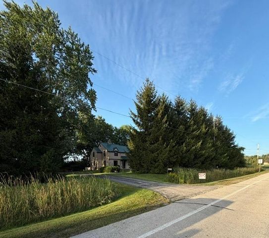 1177 Lakefield ROAD, Grafton, WI 53024