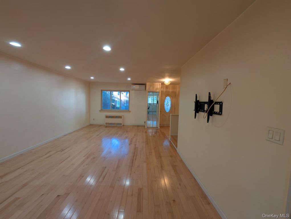 147-26 77th Road, Kew Garden Hills, NY 11367 — photo 3