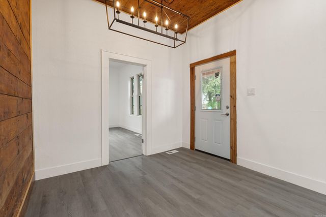 207 Hagen Street, Hot Springs, AR 71913