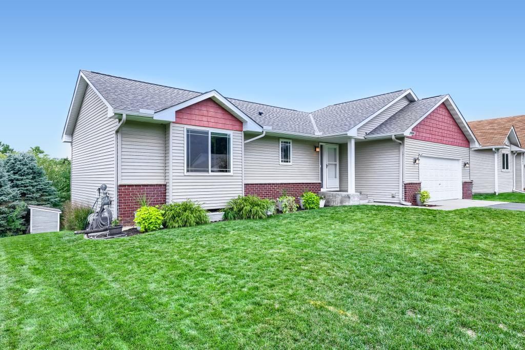 749 Pleasant Avenue, Saint Paul Park, MN 55071 — photo 2