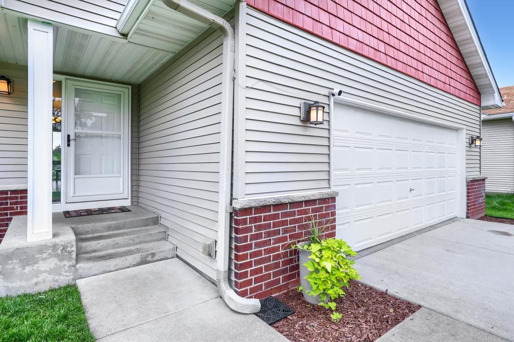 749 Pleasant Avenue, Saint Paul Park, MN 55071 — photo 4