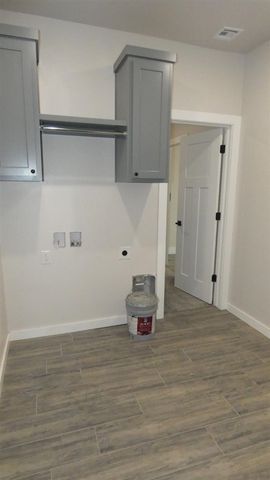 4241 Peak Ln, Elgin, OK 73538