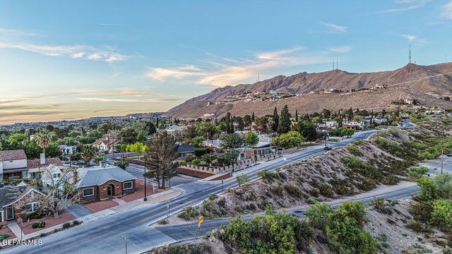 715 E ROBINSON Avenue, El Paso, TX 79902