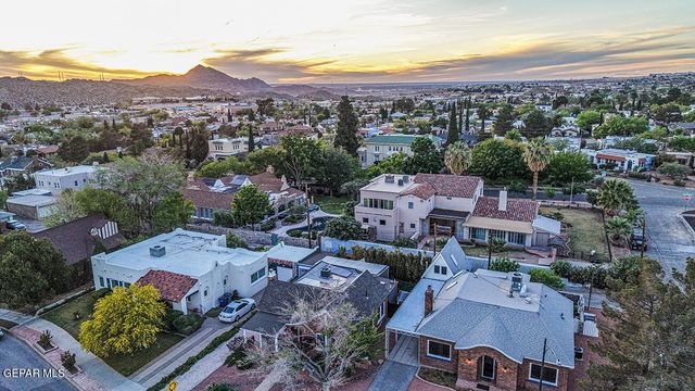 715 E ROBINSON Avenue, El Paso, TX 79902