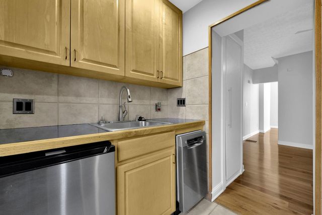 986 Highland Street, Columbus, OH 43201