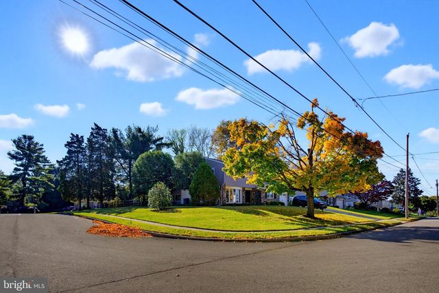 2026 WISTERIA LN, Lafayette Hill, PA 19444