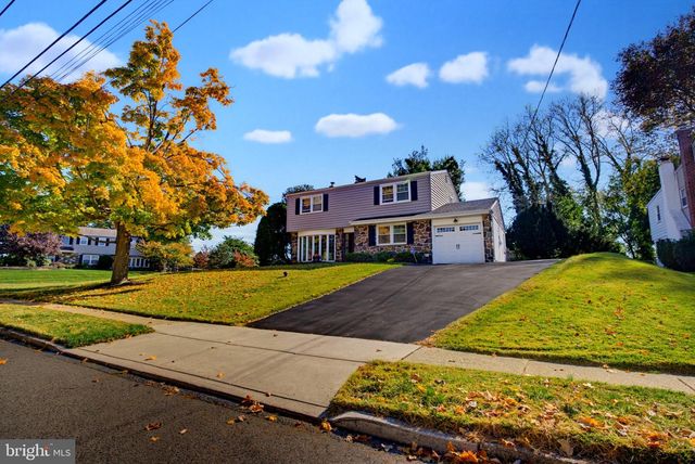 2026 WISTERIA LN, Lafayette Hill, PA 19444